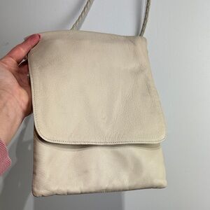 Hanner Clarke Chic Cream Leather Crossbody Bag